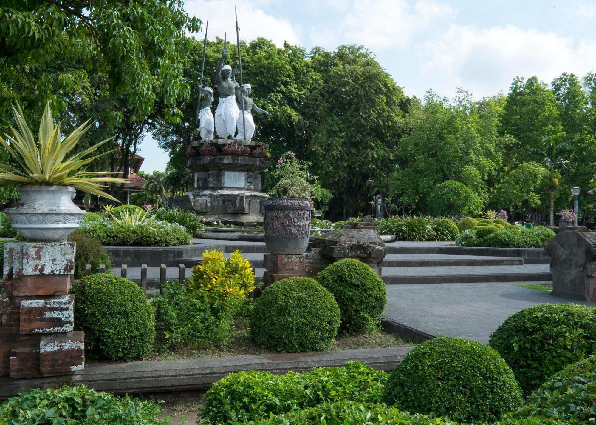 Grand Mirah Boutique Hotel Denpasar Exterior foto