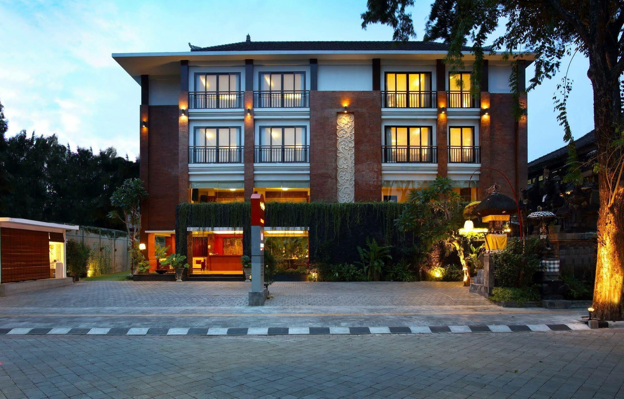 Grand Mirah Boutique Hotel Denpasar Exterior foto